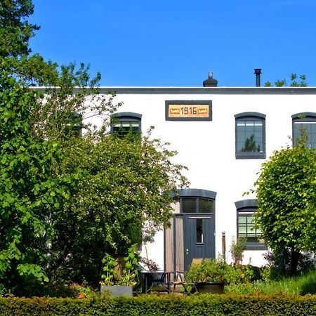 Sfeervolle Bovenwoning Uit 1916 Met 2 Slaapkamers Hooghalen Екстер'єр фото