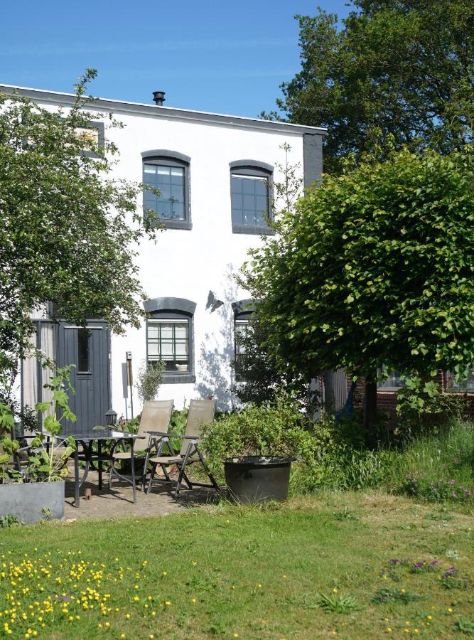 Sfeervolle Bovenwoning Uit 1916 Met 2 Slaapkamers Hooghalen Екстер'єр фото